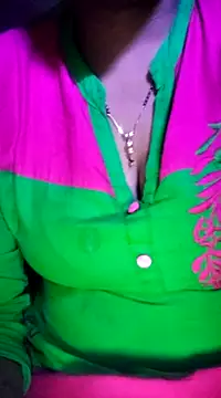 Snapshot of lovelyruhi chatting on January 2025 06:16:01 PM lovelyruhi online show from January 2025 06:16:01 PM