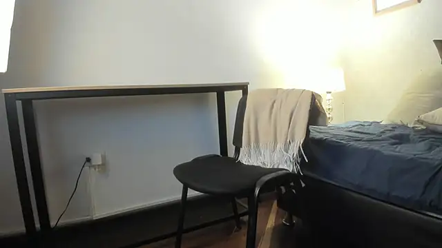 Caroline dh online show from February 2026 10:41:01 AM