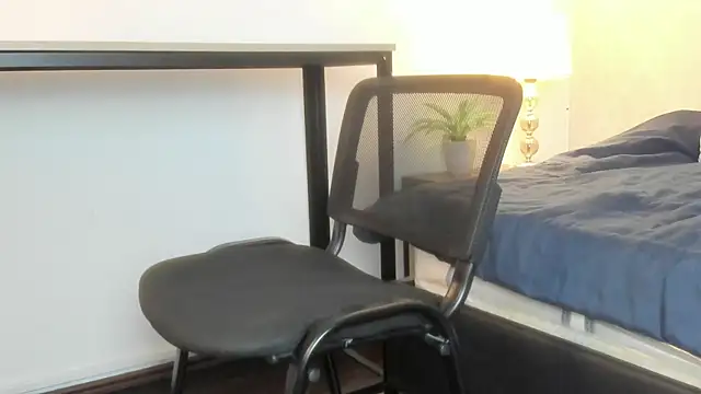 Caroline dh online show from February 2026 11:38:02 AM