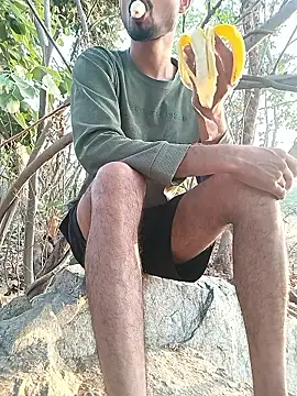 Snapshot of Piyush_2024 chatting on May 2026 01:01:02 AM Piyush 2024 online show from May 2026 01:01:02 AM