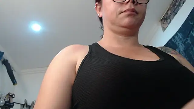 Madame Shein  online show from March 2026 05:27:02 PM