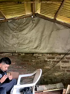 Jestebanano online show from November 2025 01:32:01 PM