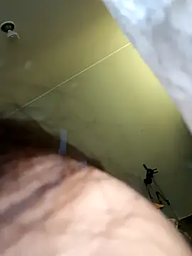 Snapshot of AleFantasy0001 chatting on February 2025 06:32:02 PM AleFantasy0001 online show from February 2025 06:32:02 PM