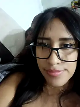 Snapshot of AleFantasy0001 chatting on March 2025 02:59:02 AM AleFantasy0001 online show from March 2025 02:59:02 AM