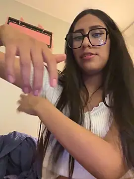 Snapshot of AleFantasy0001 chatting on September 2025 05:17:02 AM AleFantasy0001 online show from September 2025 05:17:02 AM