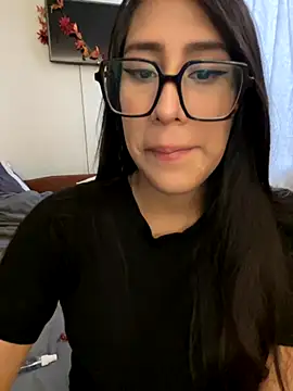 Snapshot of AleFantasy0001 chatting on November 2025 07:34:02 PM AleFantasy0001 online show from November 2025 07:34:02 PM