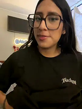 Snapshot of AleFantasy0001 chatting on November 2025 05:57:01 PM AleFantasy0001 online show from November 2025 05:57:01 PM