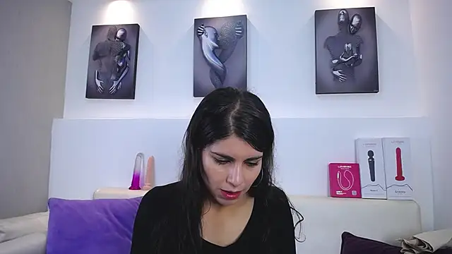 Melodi Roux online show from December 2025 01:27:02 PM