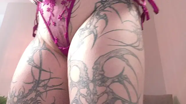 Yuriko May online show from April 2026 09:32:02 AM