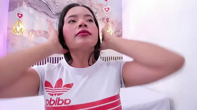 EvelynSweet1 online show from April 2026 07:14:01 PM