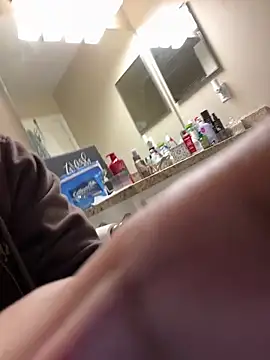 Snapshot of zazavc chatting on January 2025 10:24:01 PM zazavc online show from January 2025 10:24:01 PM