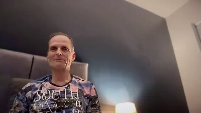 Snapshot of TowaFreespirit chatting on January 2025 11:47:01 PM TowaFreespirit online show from January 2025 11:47:01 PM