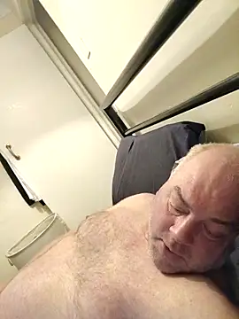 Snapshot of thank1973 chatting on December 2025 01:39:02 PM thank1973 online show from December 2025 01:39:02 PM