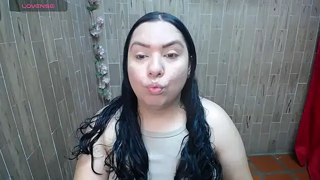 Snapshot of solyeria chatting on November 2025 06:52:01 PM solyeria online show from November 2025 06:52:01 PM