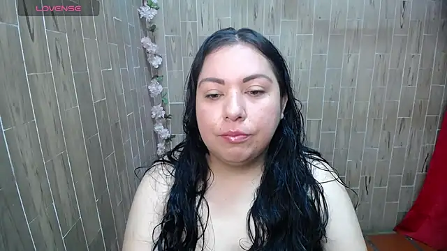 solyeria online show from May 2026 01:28:02 PM