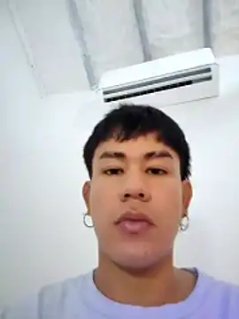 Snapshot of Dalejo02 chatting on December 2025 08:25:01 PM Dalejo02 online show from December 2025 08:25:01 PM