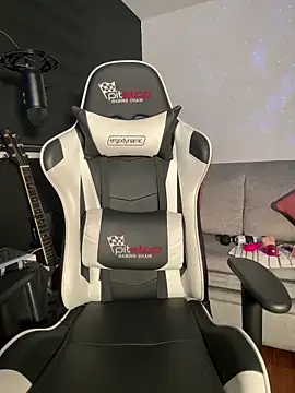 missycanoo online show from March 2025 02:36:02 AM