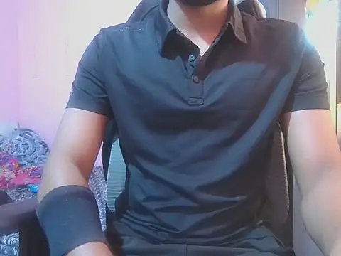 KissesBoyAD online show from December 2025 08:38:01 PM