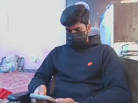 KissesBoyAD online show from January 2026 05:26:02 PM