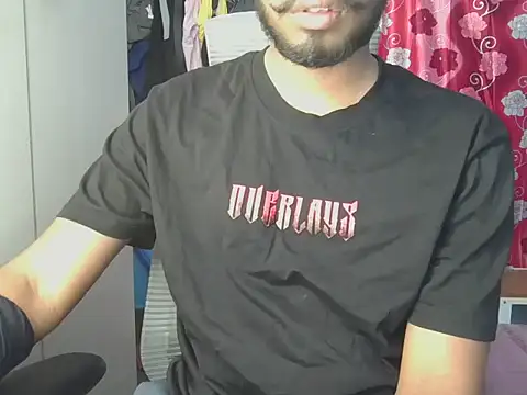 KissesBoyAD online show from February 2026 04:05:02 PM