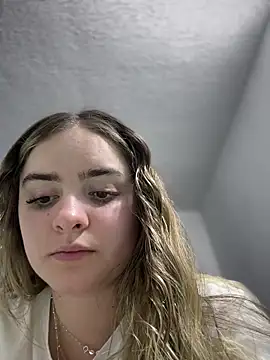 Snapshot of imlindapink chatting on September 2025 01:53:02 AM imlindapink online show from September 2025 01:53:02 AM