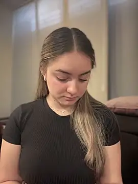 Snapshot of imlindapink chatting on November 2025 01:55:01 PM imlindapink online show from November 2025 01:55:01 PM