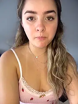 Snapshot of imlindapink chatting on November 2025 04:38:02 PM imlindapink online show from November 2025 04:38:02 PM