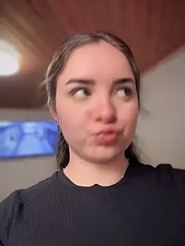 imlindapink online show from January 2026 06:43:02 PM