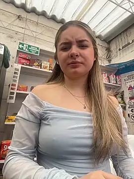 imlindapink online show from March 2026 04:44:02 PM