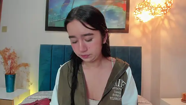 LaraGoldd online show from November 2025 12:46:01 AM