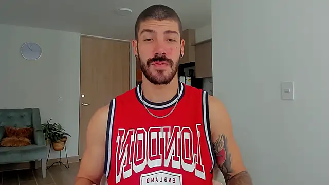 Guyinthemountain online show from February 2025 03:21:02 PM