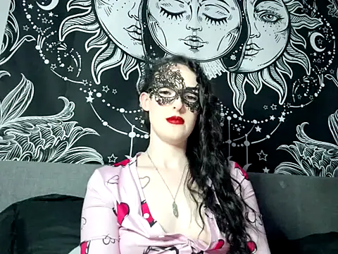 Snapshot of LexiSnowUK chatting on February 2025 08:10:01 PM LexiSnowUK online show from February 2025 08:10:01 PM