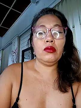 anniecoopeer online show from January 2025 04:03:01 PM