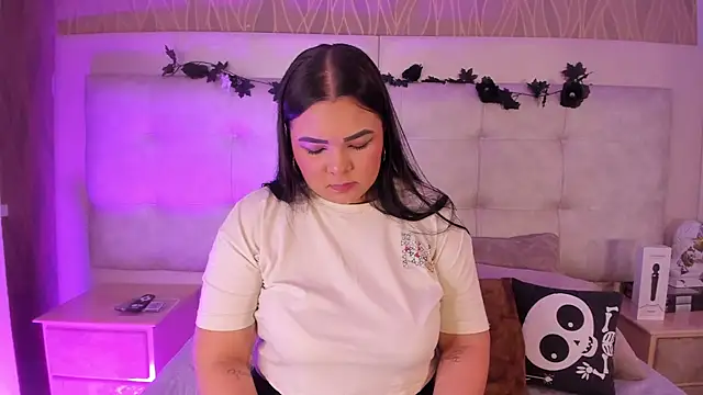 Snapshot of KatyaPittman chatting on November 2025 07:48:02 PM KatyaPittman online show from November 2025 07:48:02 PM