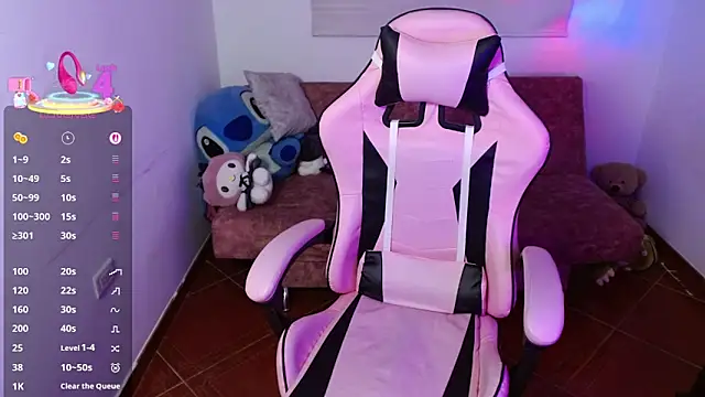 evie cloud online show from February 2025 01:16:02 AM