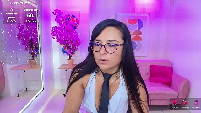 Tiara rr online show from October 2025 07:36:02 PM