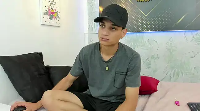 JordanAndAndrew online show from January 2025 07:24:01 PM