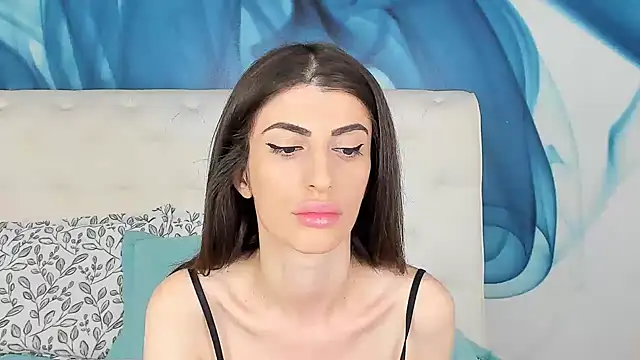 SkinnyDolly online show from October 2025 03:01:02 AM