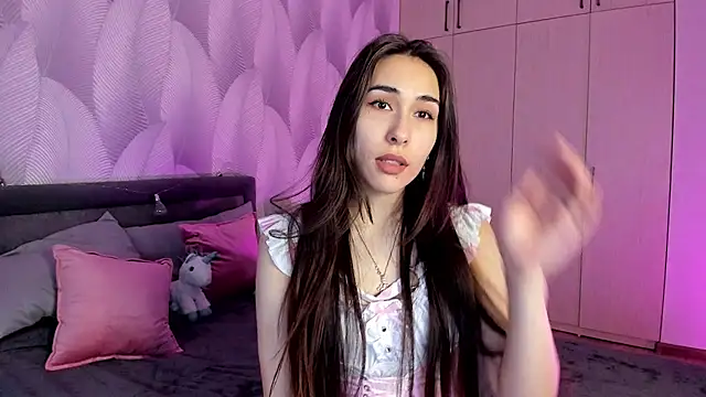 Bambiii bby online show from February 2025 02:11:02 AM