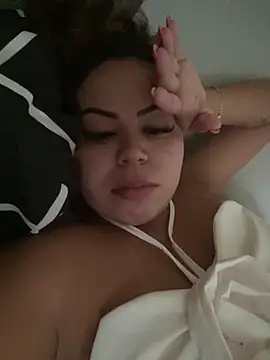 Snapshot of lariic chatting on February 2025 04:03:02 PM lariic online show from February 2025 04:03:02 PM