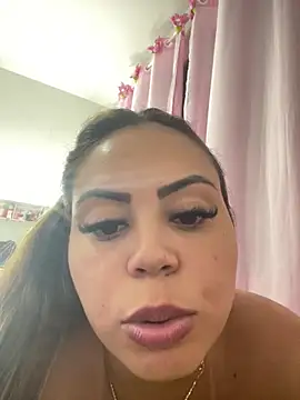 Snapshot of lariic chatting on February 2025 12:46:01 AM lariic online show from February 2025 12:46:01 AM