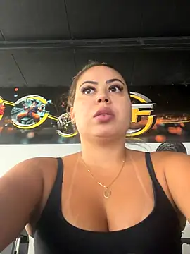 Snapshot of lariic chatting on September 2025 03:12:02 PM lariic online show from September 2025 03:12:02 PM