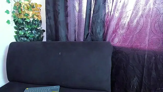 skaysanchez1 online show from March 2026 07:43:02 PM