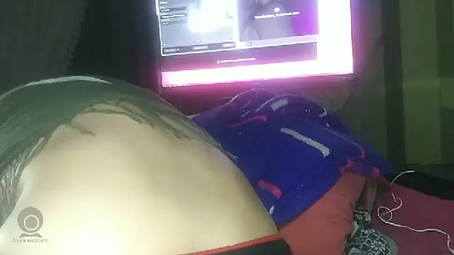 emylolo9 online show from December 2024 10:51:01 PM