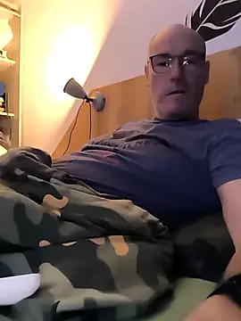 bogland33 online show from September 2025 09:26:02 PM