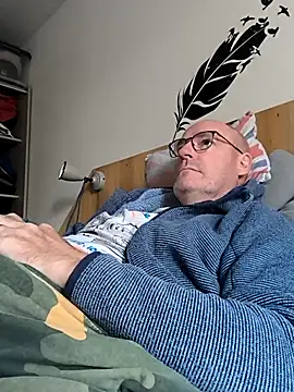 bogland33 online show from October 2025 07:44:01 AM