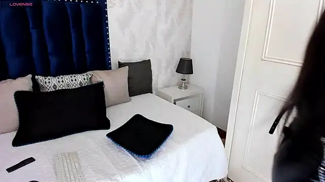 AddictivextS online show from October 2025 03:19:01 PM