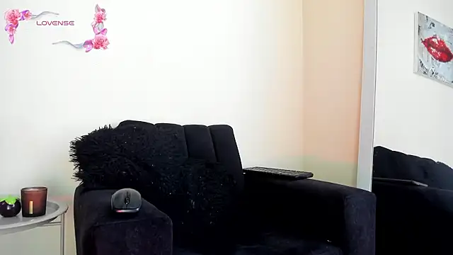 its  angelica  online show from March 2026 07:10:02 PM