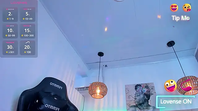 Snapshot of Doyeon_Dae chatting on January 2025 02:43:02 AM Doyeon Dae online show from January 2025 02:43:02 AM