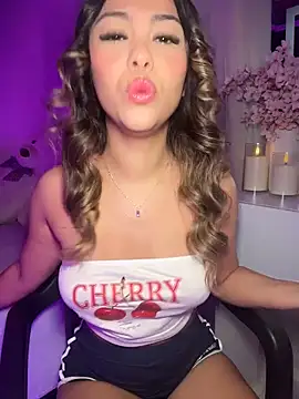 tuckersabrina online show from February 2026 02:13:01 PM